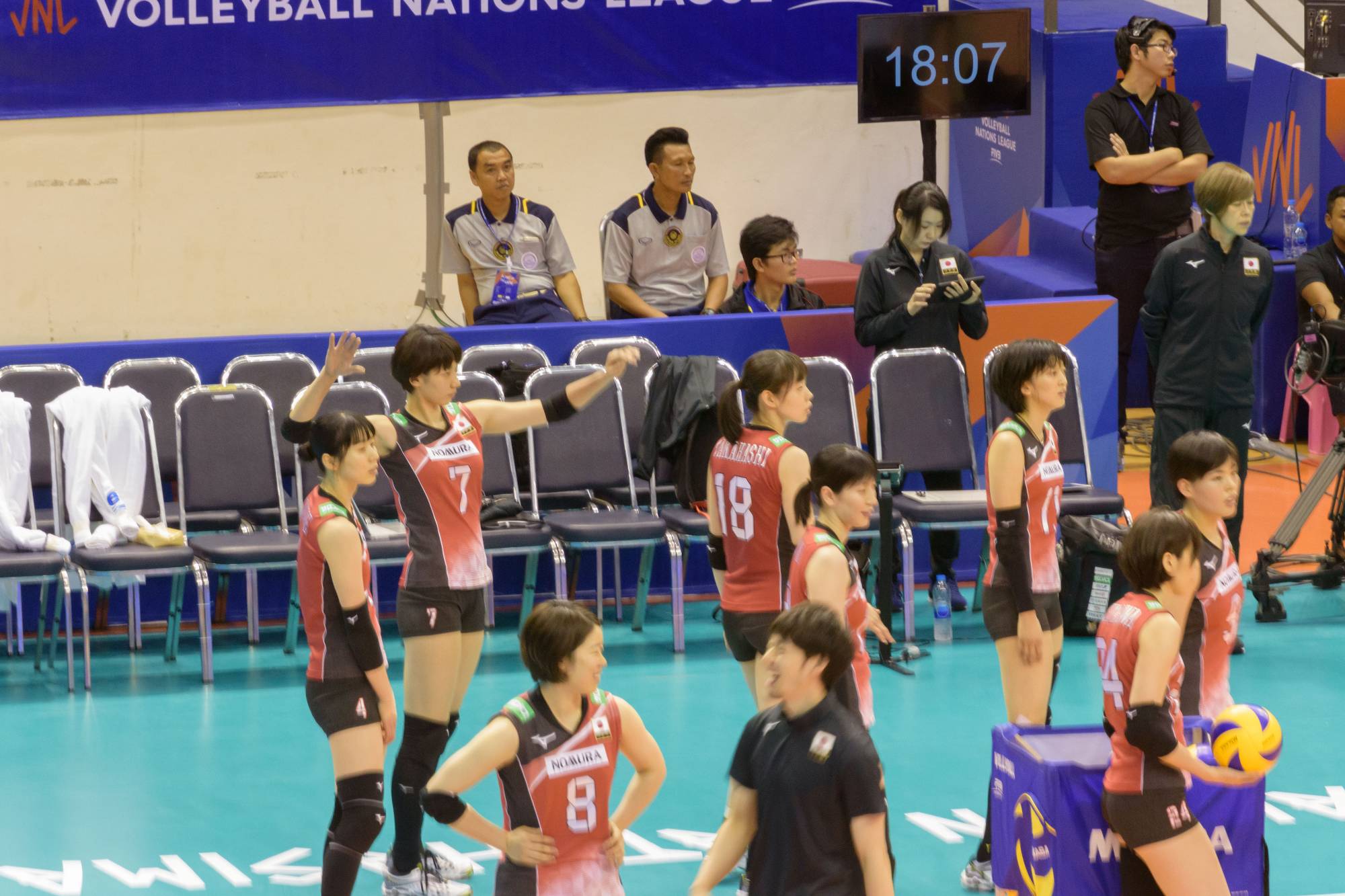 2018-06-05-korat-nakhonratchasima-vnl-volleyball-japan-turkey-korea-thailand-day1""